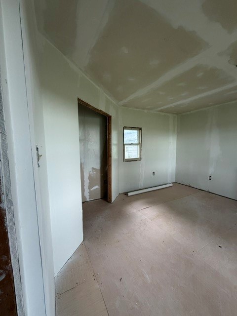 168 North Glendale Avenue Decatur, IL 62521 - Photo 3 of 16