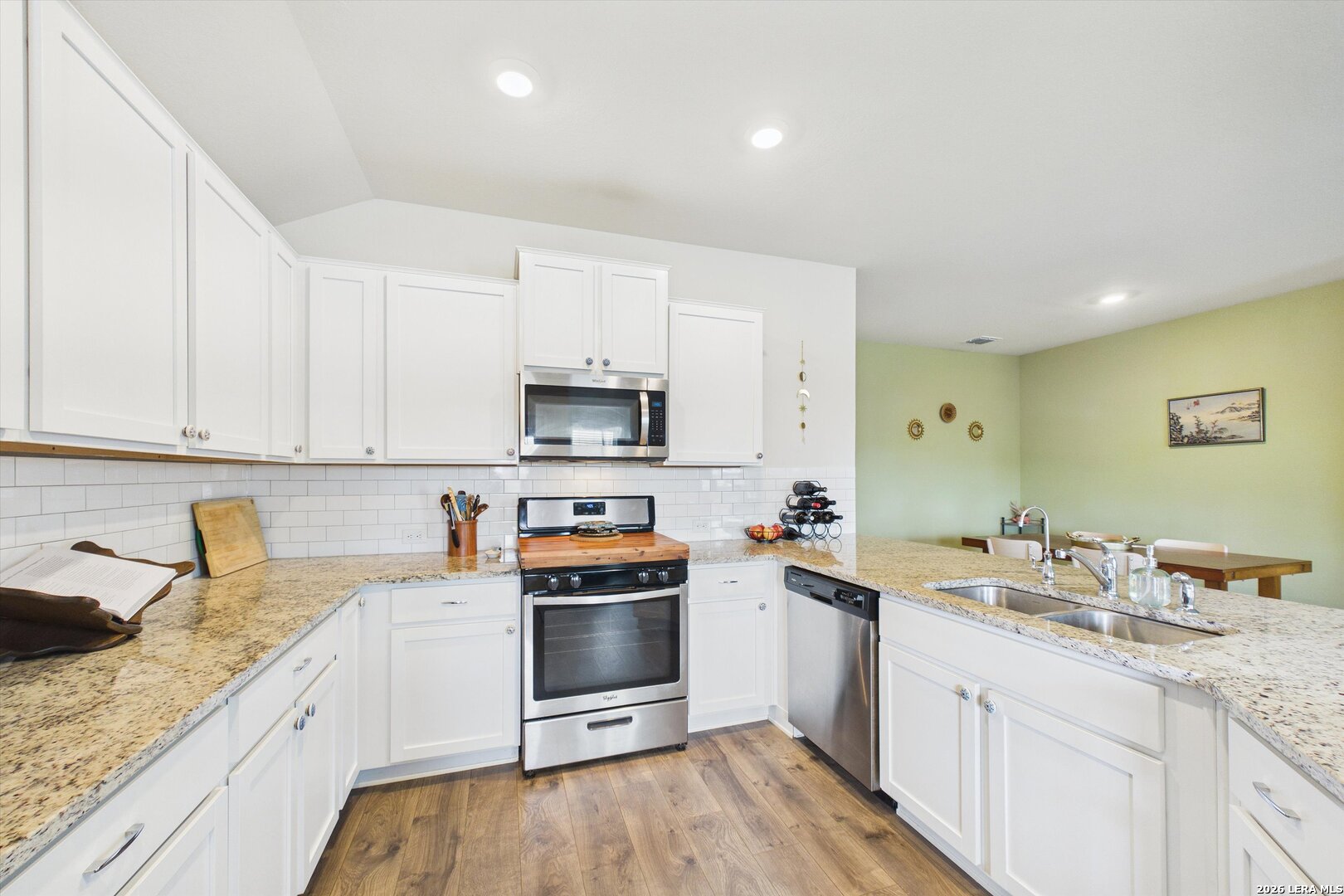 8312 Tortoise Trail Converse, TX 78109 - Photo 12 of 33