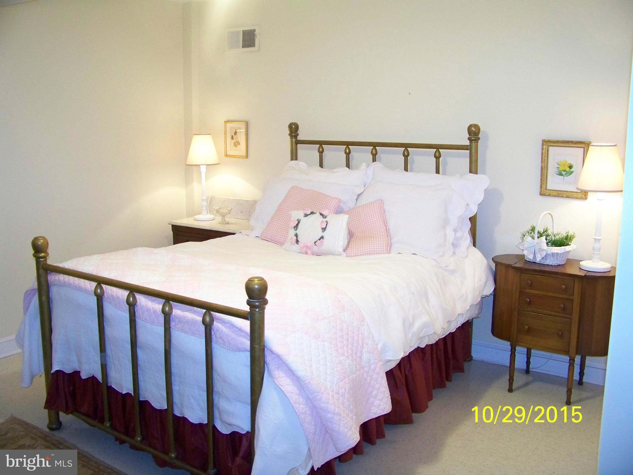 7701 Groton Road Bethesda, MD 20817 - Photo 12 of 17 Bedroom