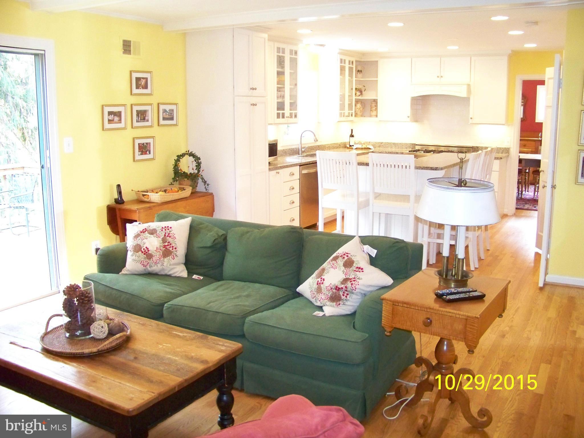 7701 Groton Road Bethesda, MD 20817 - Photo 3 of 17 Family Room
