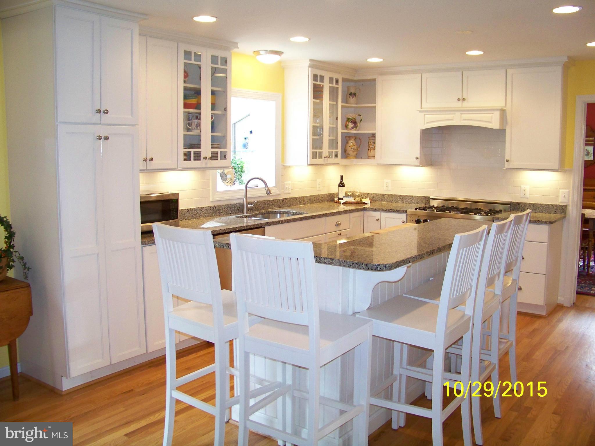 7701 Groton Road Bethesda, MD 20817 - Photo 4 of 17 Kitchen