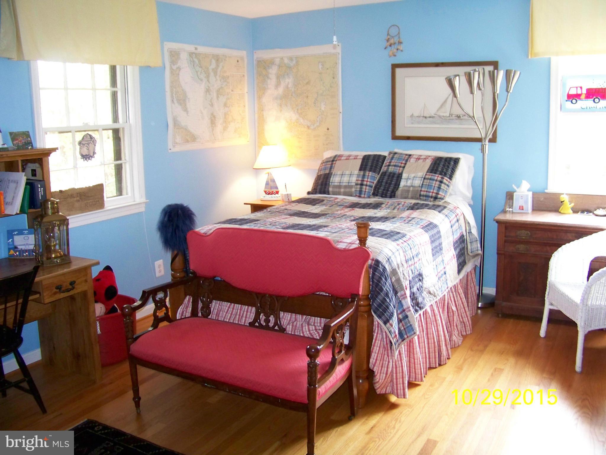 7701 Groton Road Bethesda, MD 20817 - Photo 9 of 17 Bedroom