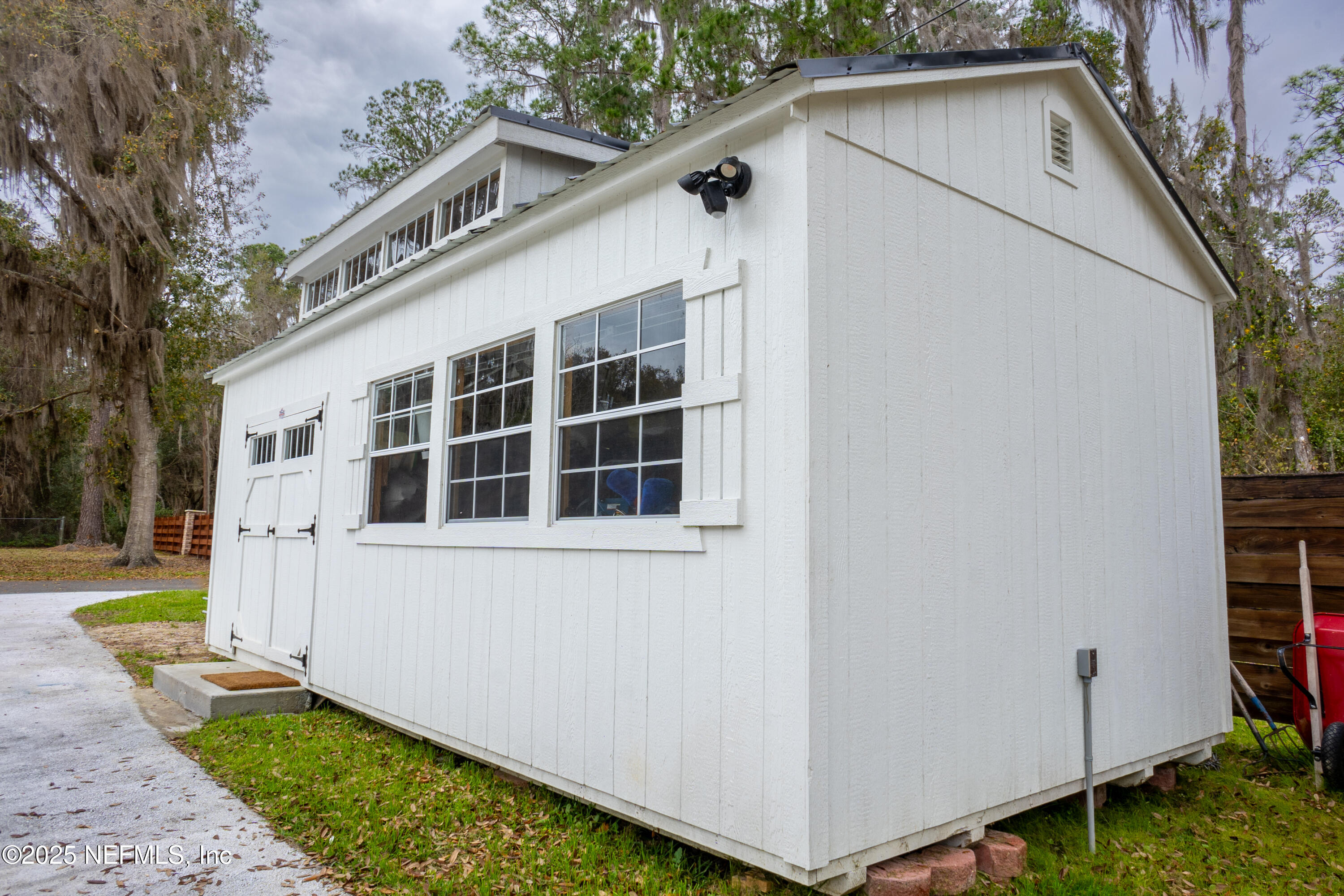 2380 Southeast 43rd Street Keystone Heights, FL 32656 - Photo 34 of 61 a view of a house with a yard