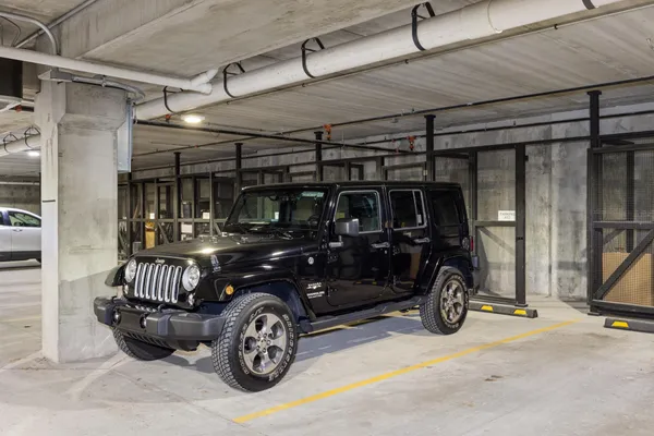 $529,900 | 9610 North Centennial Drive, Unit 412, Munster, IN 46321