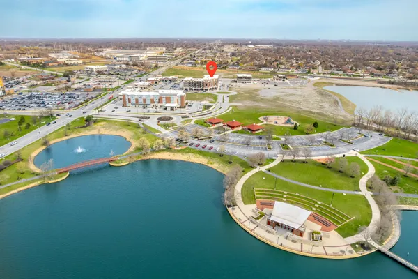 $529,900 | 9610 North Centennial Drive, Unit 412, Munster, IN 46321