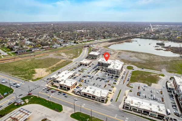 $529,900 | 9610 North Centennial Drive, Unit 412, Munster, IN 46321