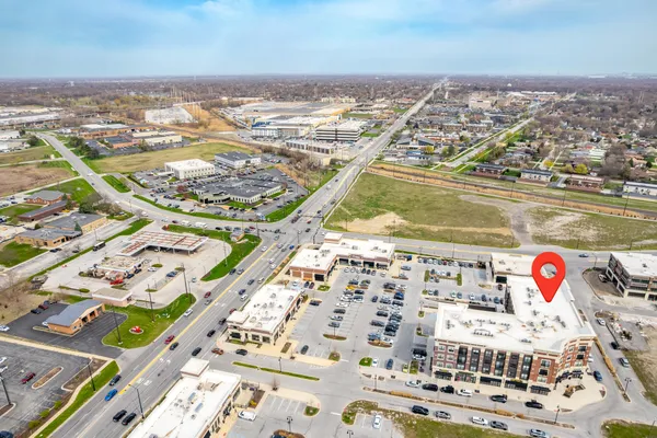 $529,900 | 9610 North Centennial Drive, Unit 412, Munster, IN 46321