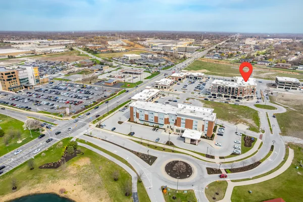 $529,900 | 9610 North Centennial Drive, Unit 412, Munster, IN 46321