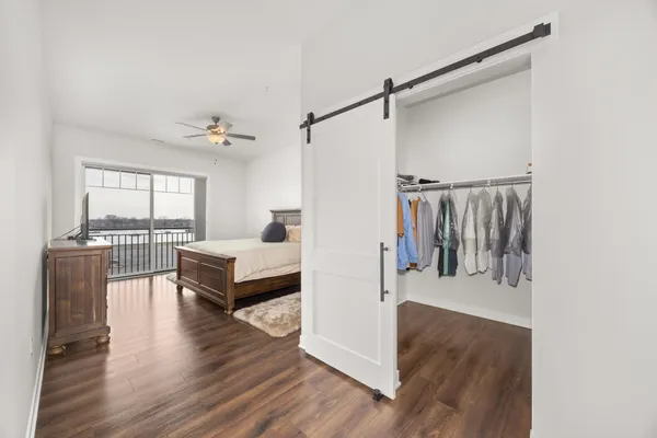 $529,900 | 9610 North Centennial Drive, Unit 412, Munster, IN 46321