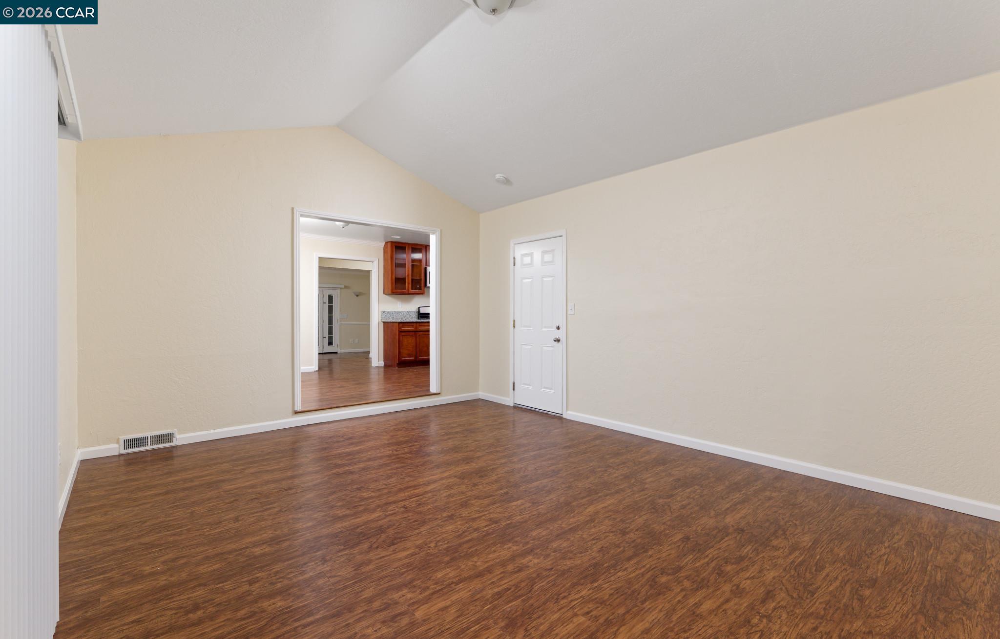 1371 Springhill Drive Pittsburg, CA 94565 - Photo 10 of 22