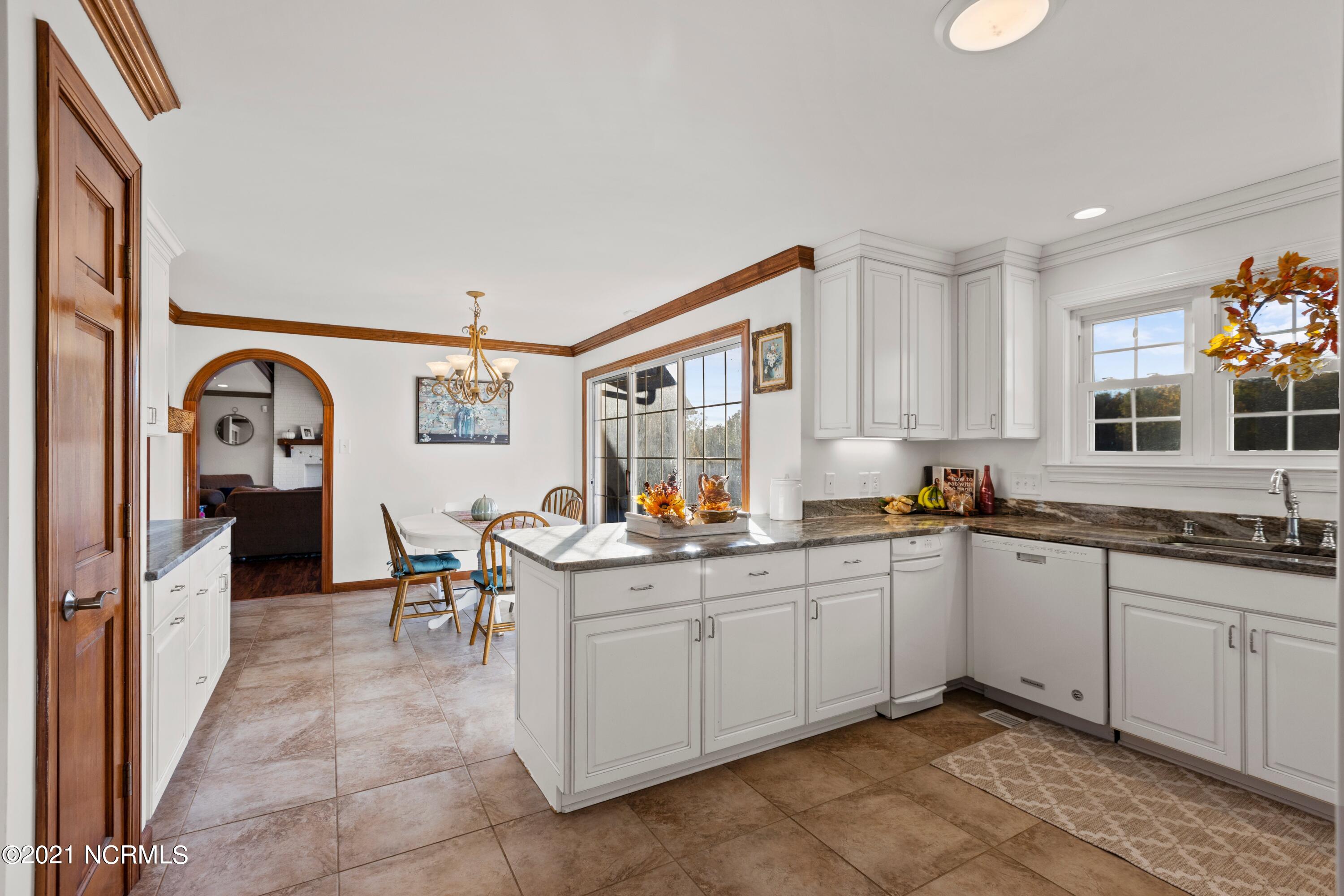 3128 Neuse Road Kinston, NC 28501 - Photo 22 of 74 44-print-IMGL4883