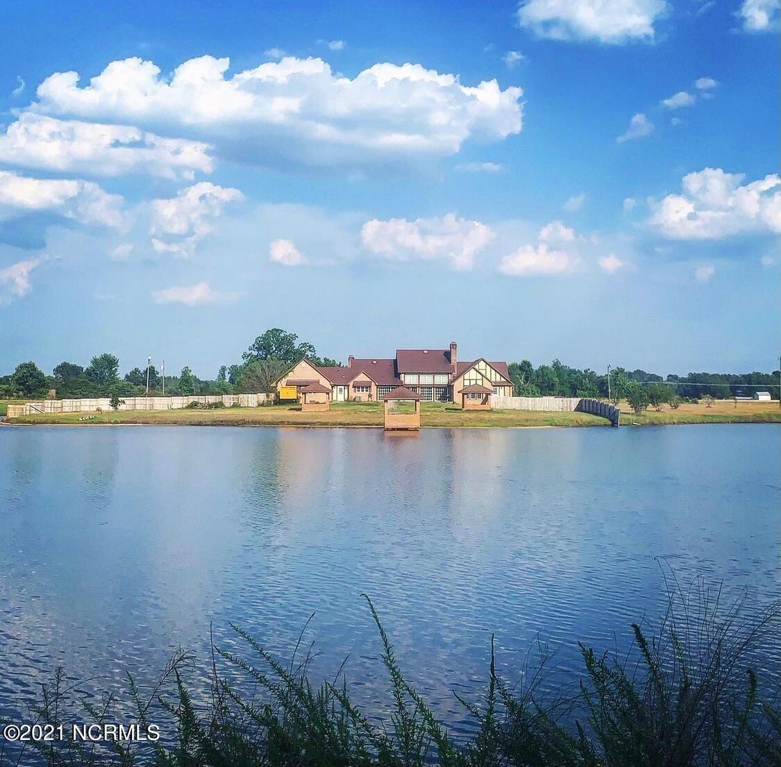 3128 Neuse Road Kinston, NC 28501 - Photo 4 of 74 IMG_8415