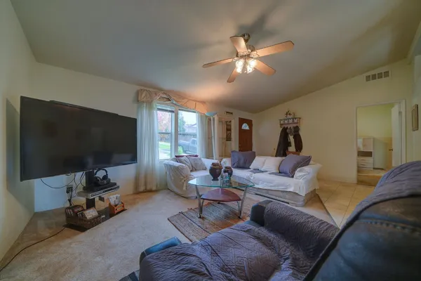 $375,000 | 4134 Lakeview Drive, Ione, CA 95640