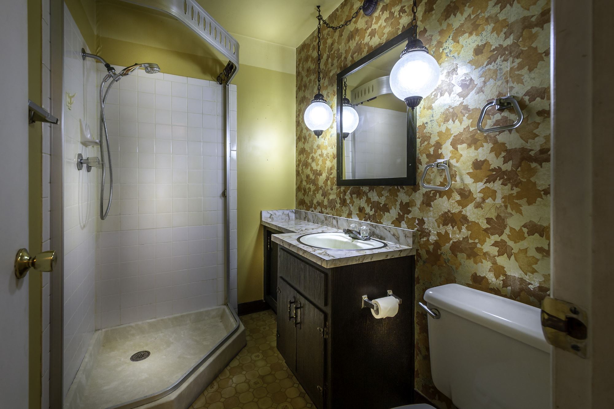102 Worth Road Auburn, IN 46706 - Photo 22 of 32 Gallery Image 22