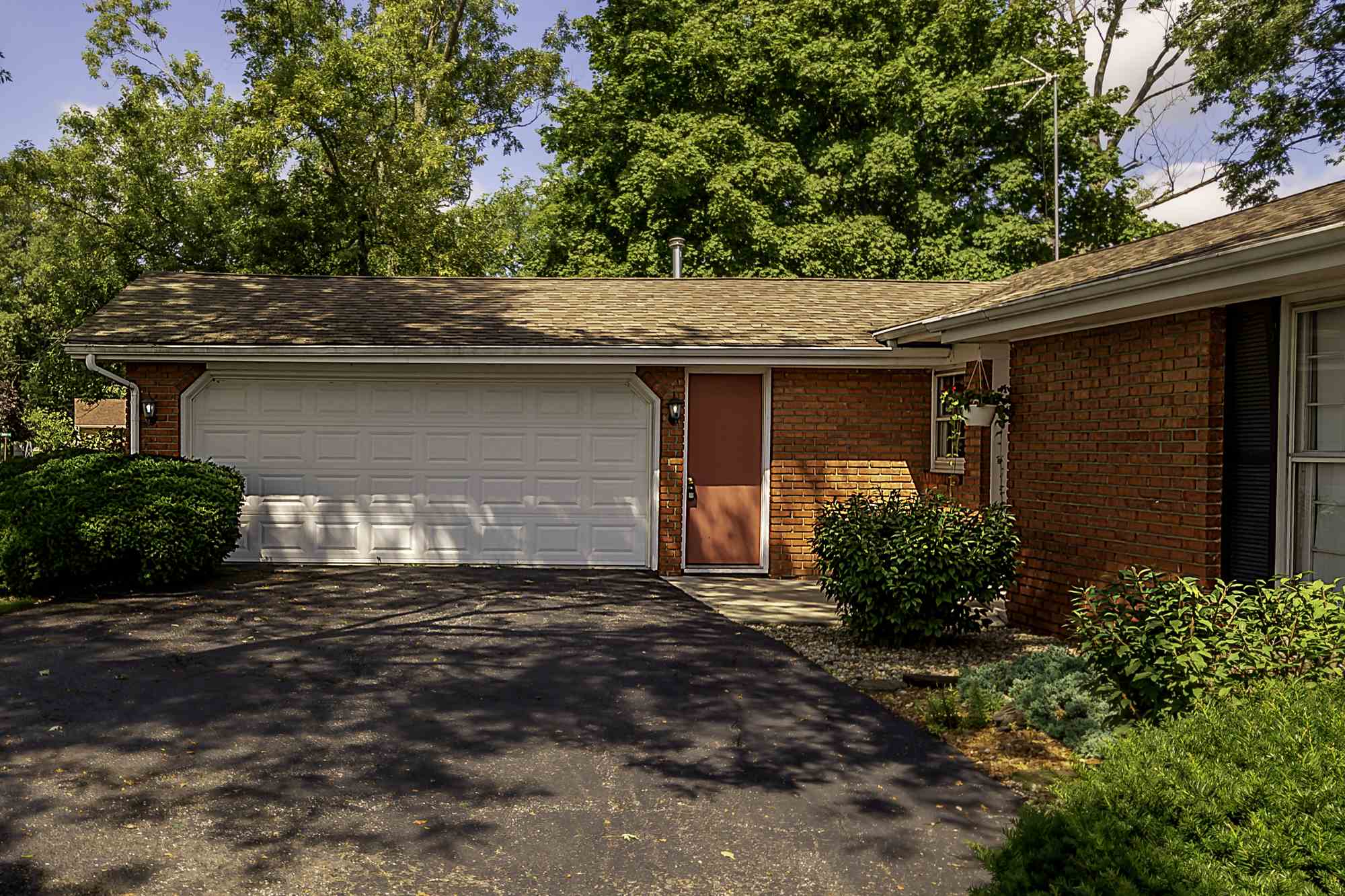 102 Worth Road Auburn, IN 46706 - Photo 25 of 32 Gallery Image 25
