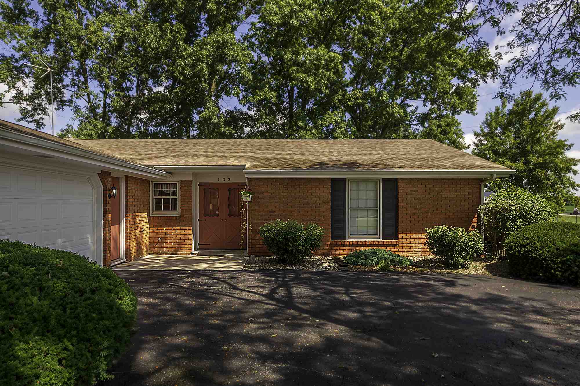102 Worth Road Auburn, IN 46706 - Photo 26 of 32 Gallery Image 26