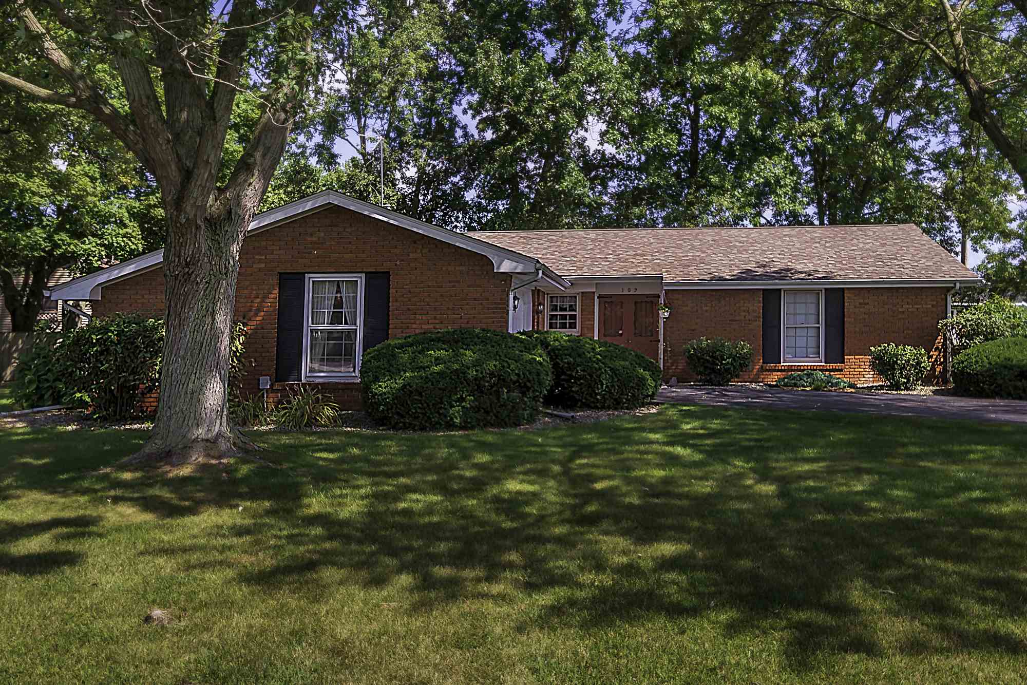 102 Worth Road Auburn, IN 46706 - Photo 32 of 32 Gallery Image 32