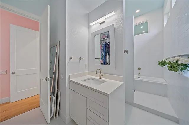 a house view with sitting space and garden view