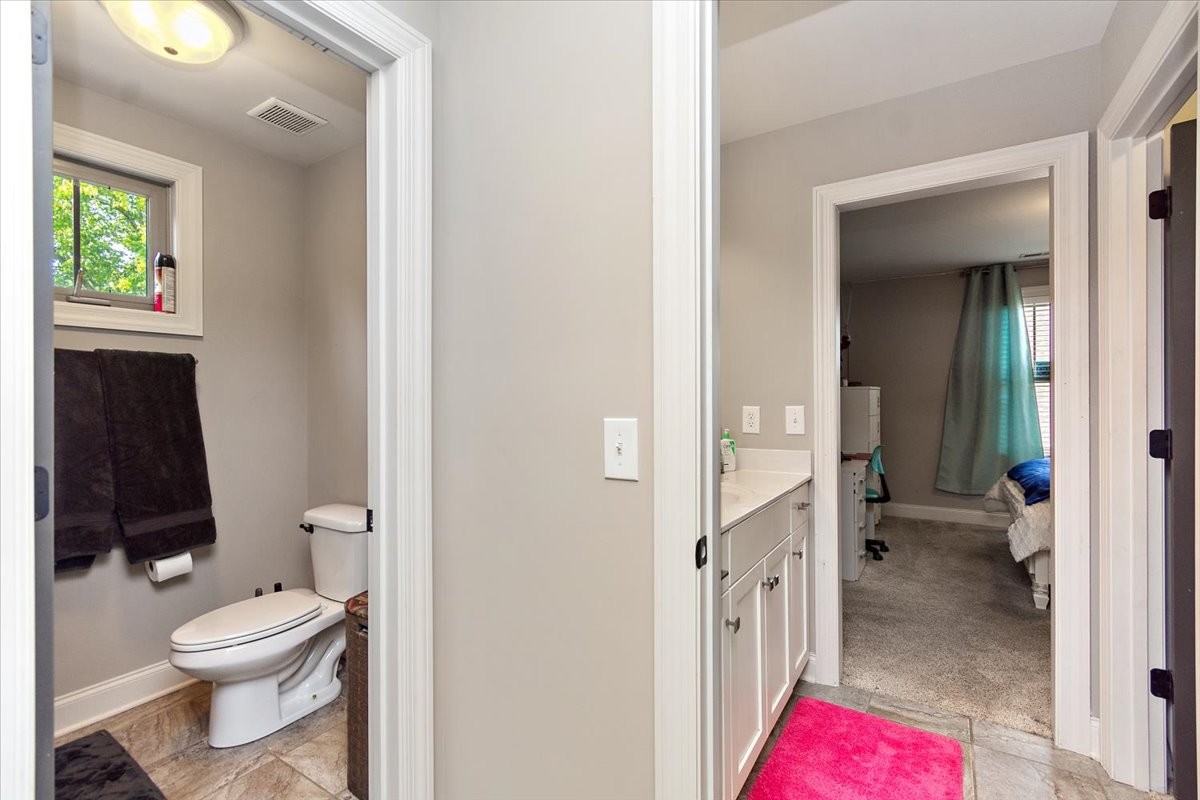 525 Piccadilly Drive Murfreesboro, TN 37128 - Photo 34 of 44 a bathroom with a toilet and a shower