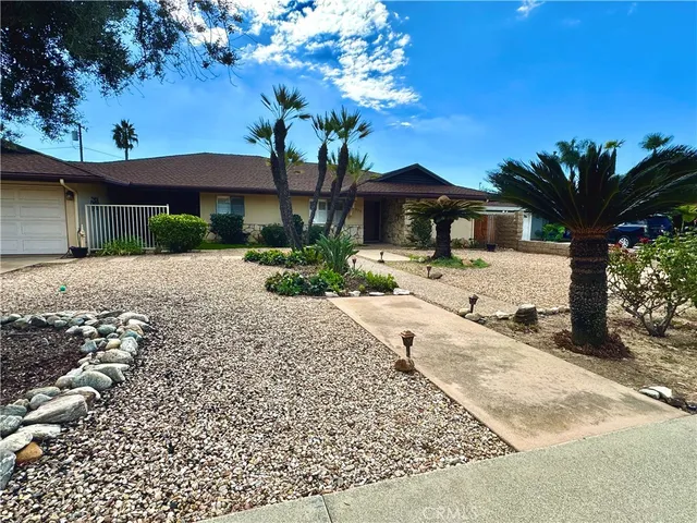 $3,875 | 320 Teasdale Drive, Claremont, CA 91711