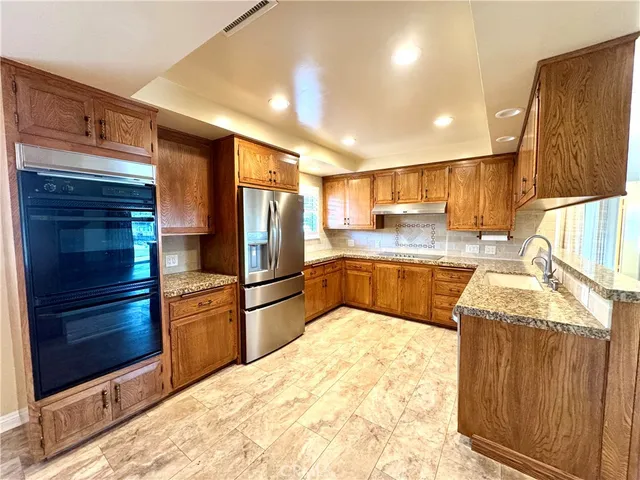 $3,875 | 320 Teasdale Drive, Claremont, CA 91711