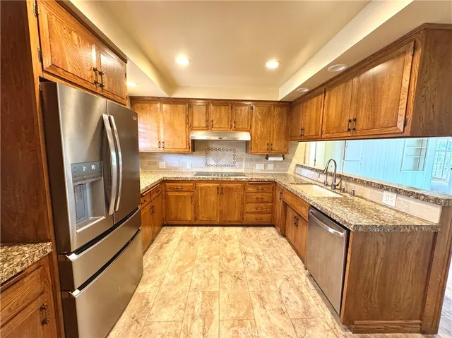 $3,875 | 320 Teasdale Drive, Claremont, CA 91711