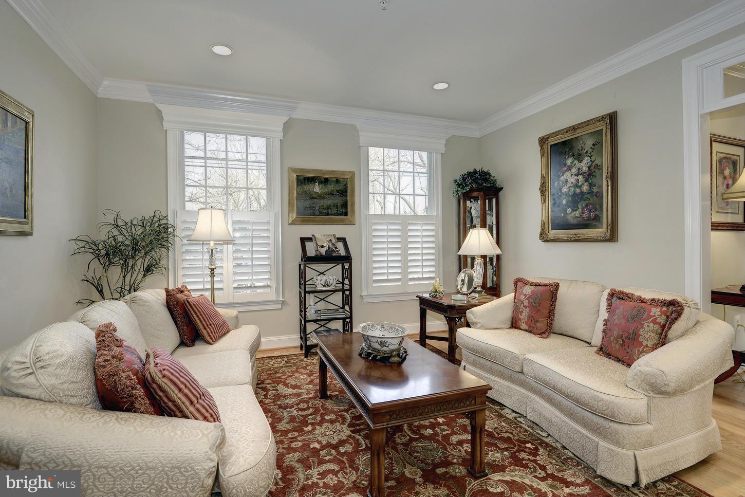 6002 Wilmett Road Bethesda, MD 20817 - Photo 13 of 30 Living Room