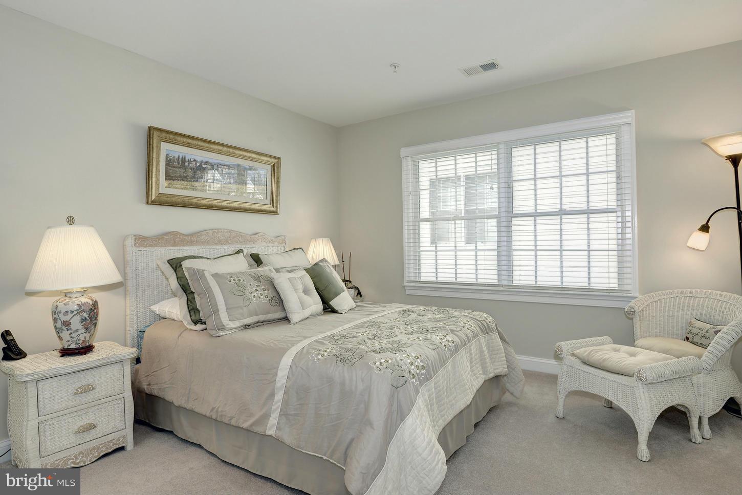 6002 Wilmett Road Bethesda, MD 20817 - Photo 17 of 30 Bedroom 2