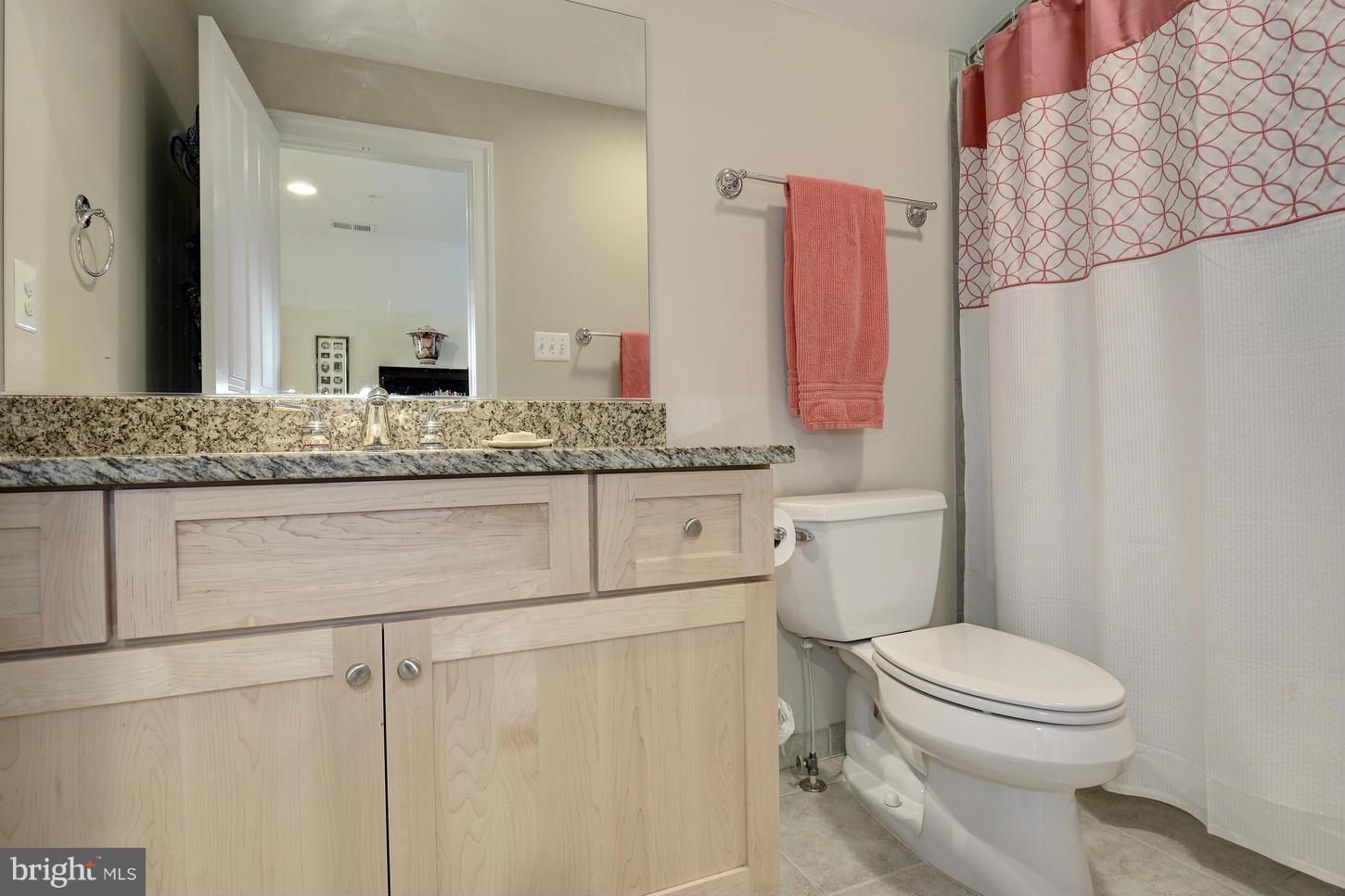 6002 Wilmett Road Bethesda, MD 20817 - Photo 22 of 30 Full Bath