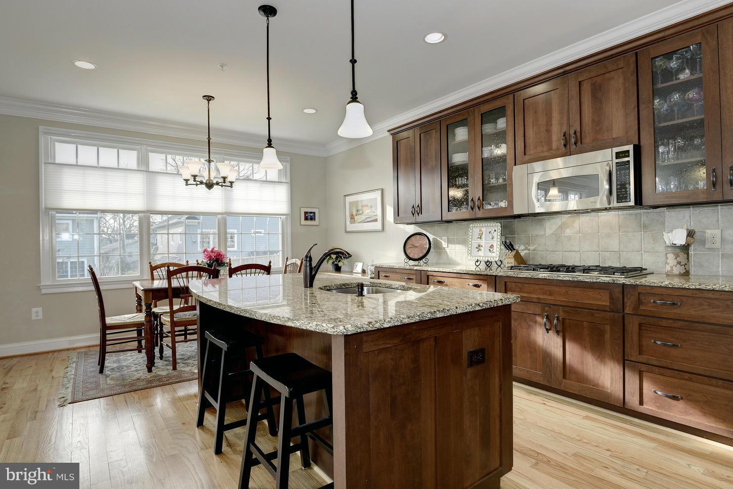 6002 Wilmett Road Bethesda, MD 20817 - Photo 8 of 30 Kitchen with Breakfast Room