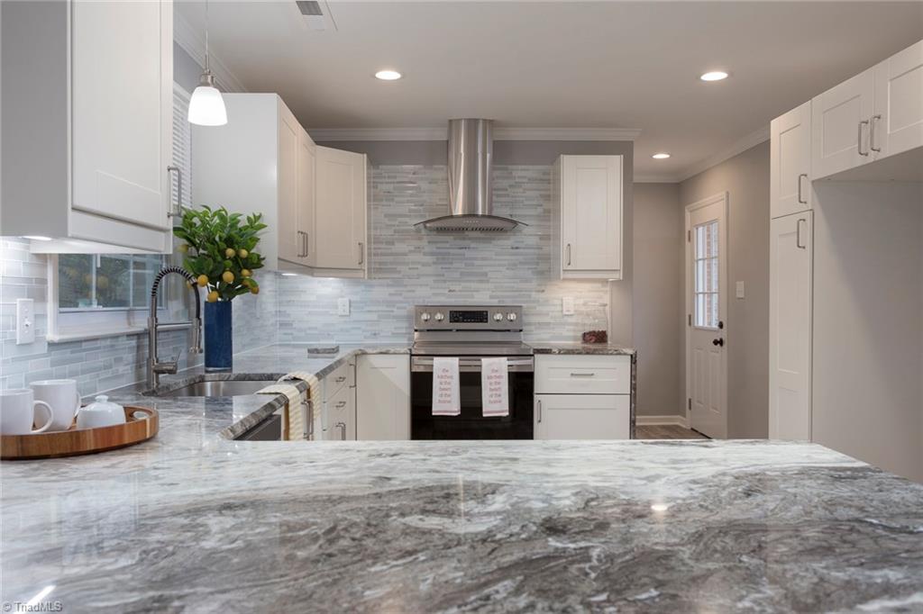 3271 Polo Road Northwest Winston-Salem, NC 27106 - Photo 13 of 30 Gallery Image 13
