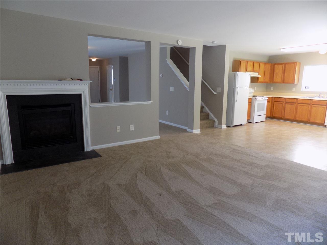 2418 Quarry Ridge Lane Raleigh, NC 27610 - Photo 4 of 15