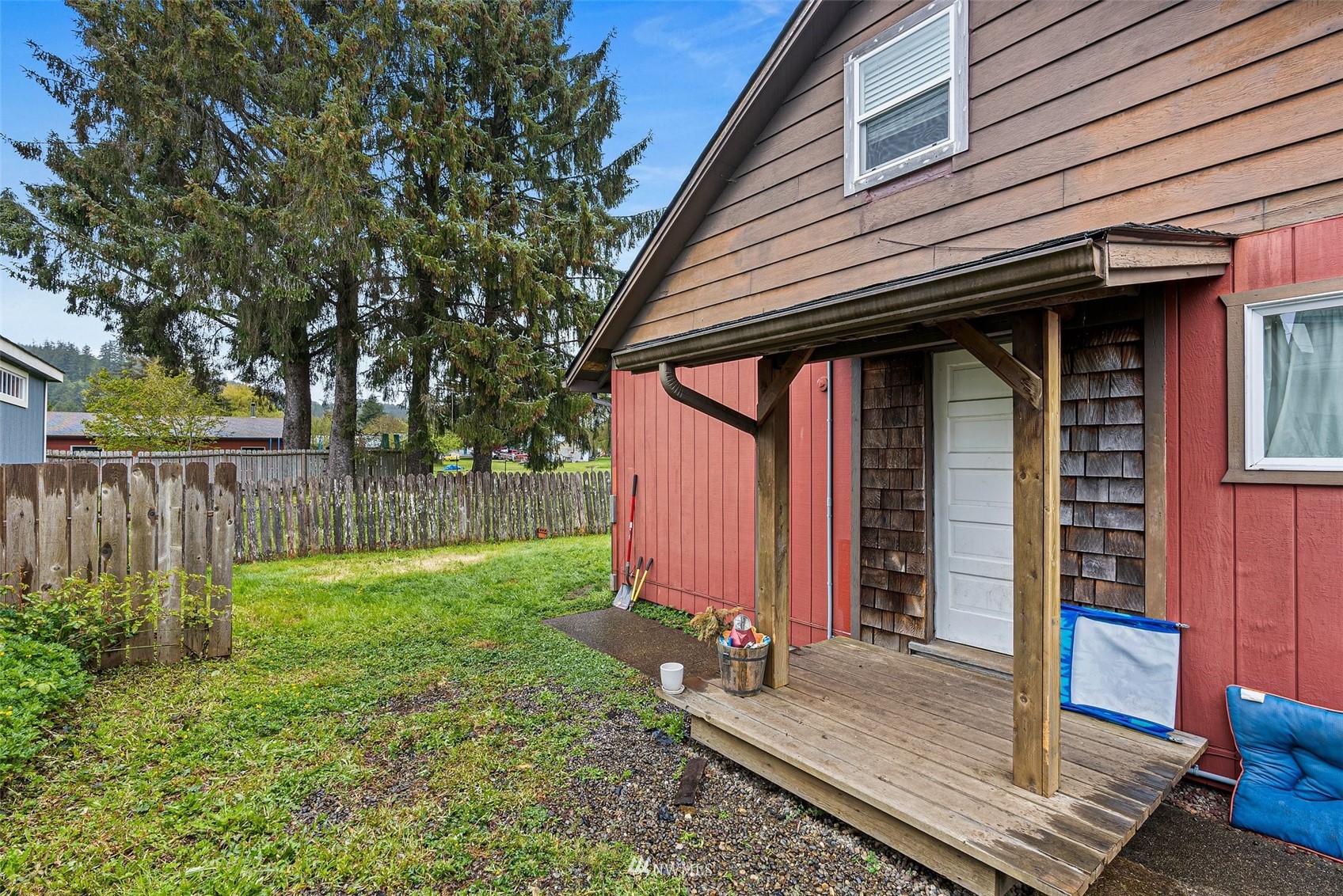 5271 Roosevelt Street Raymond, WA 98577 - Photo 17 of 20 Gallery Image 17