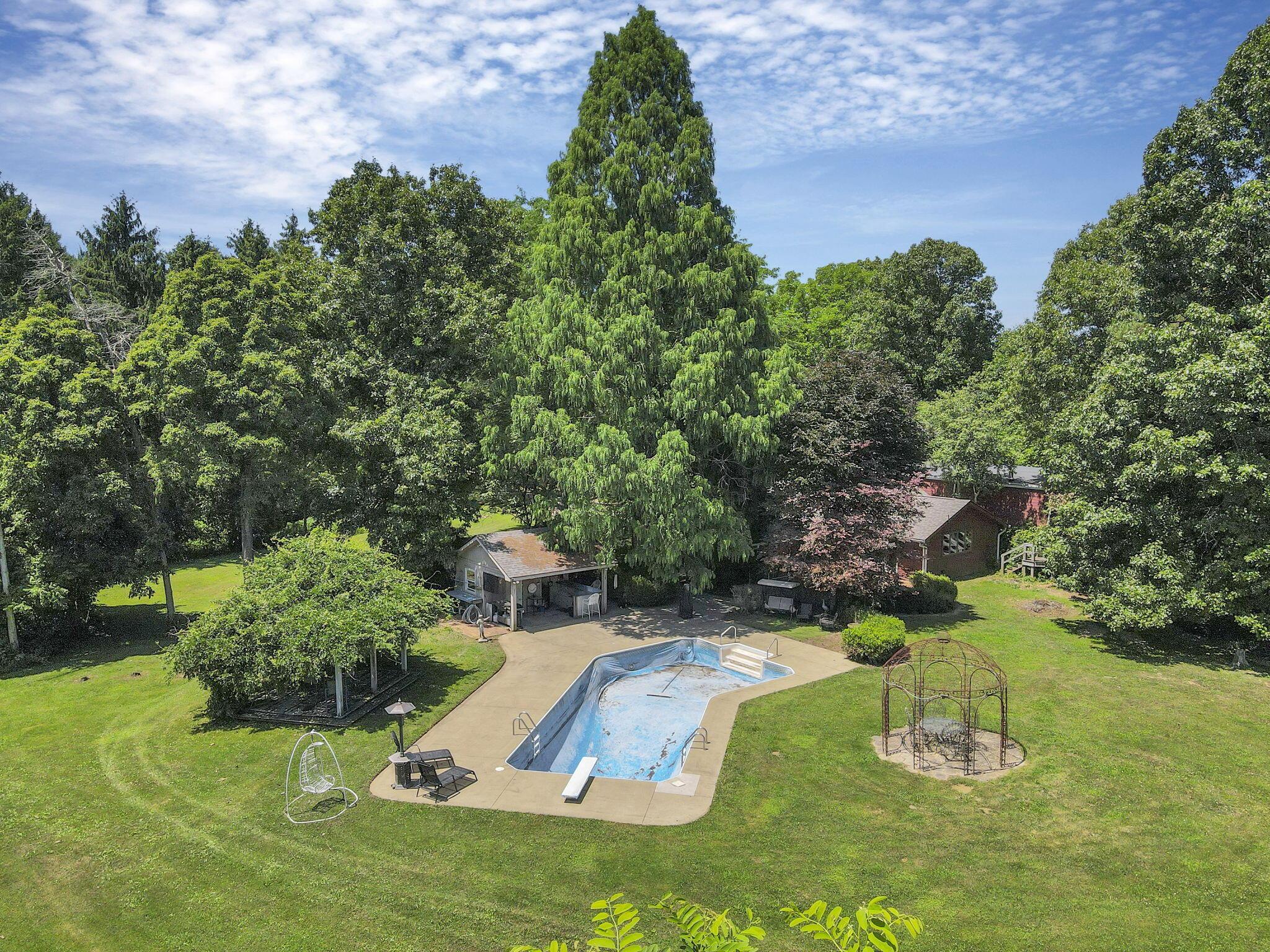 7255 Ridge Road Zanesville, OH 43701 - Photo 80 of 91 102-web-or-mls-dji_fly_20240701_123944_5