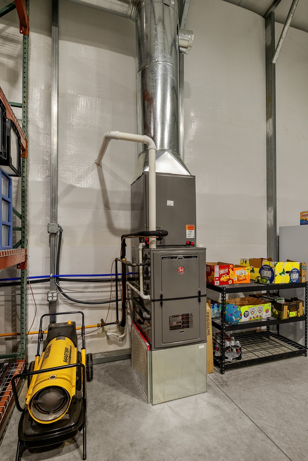 320 Capps Farm Lane McEwen, TN 37101 - Photo 13 of 16 a utility room with dryer and washer