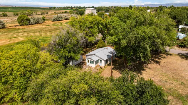a view of an outdoor space and a yard