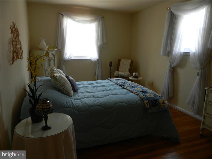 442 Rennard Street Philadelphia, PA 19116 - Photo 14 of 22 Bedroom