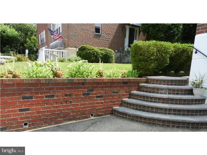 442 Rennard Street Philadelphia, PA 19116 - Photo 4 of 22 Exterior Front