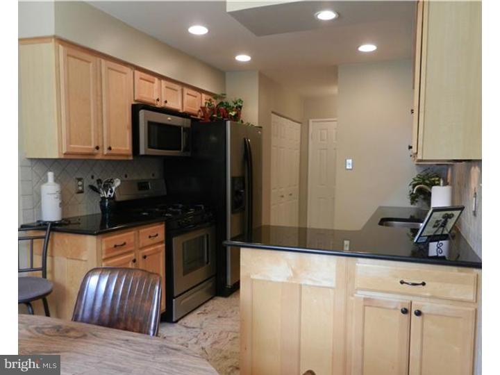 442 Rennard Street Philadelphia, PA 19116 - Photo 5 of 22 Kitchen