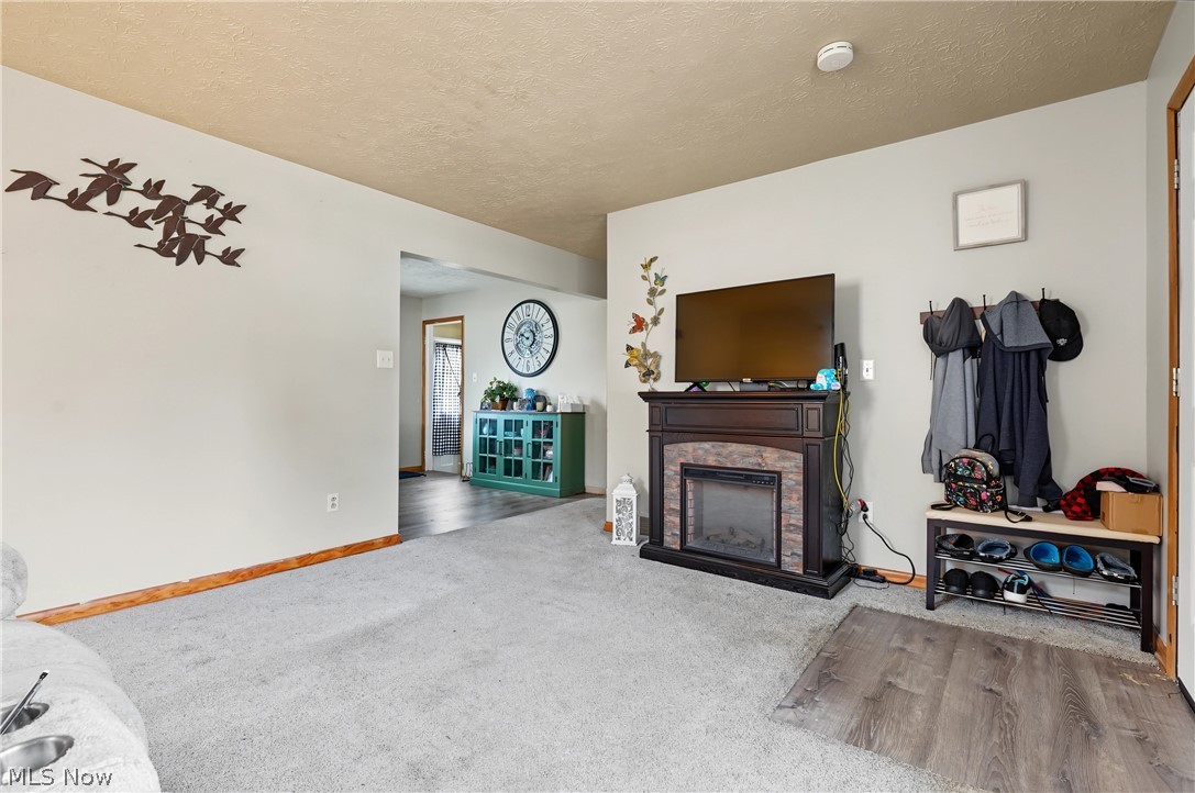 4111 Vira Road Stow, OH 44224 - Photo 5 of 29 Gallery Image 5