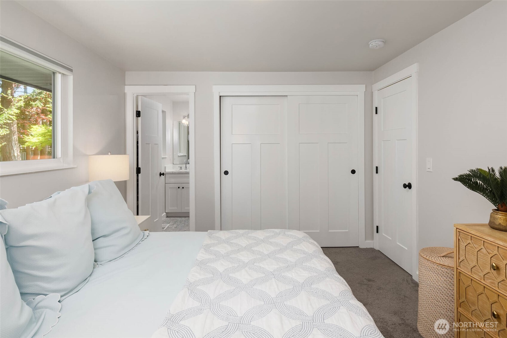 11019 23rd Drive Southeast Everett, WA 98208 - Photo 19 of 35 a bedroom with a bed and a couch