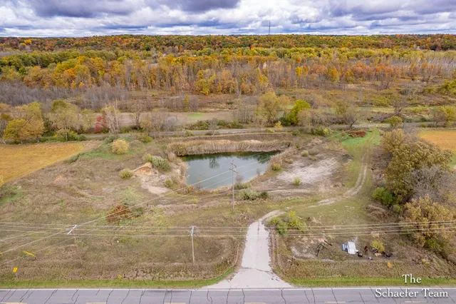 $500,000 | 0 West Riverside Drive, Lowell, MI 49331