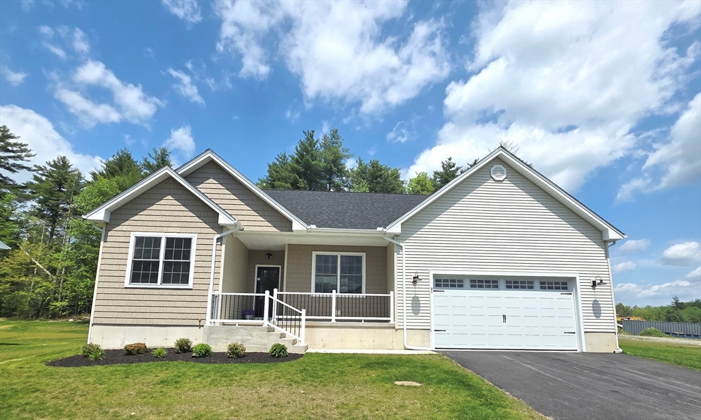 31 High Blf Road Belchertown, MA 01007 - Photo 2 of 36