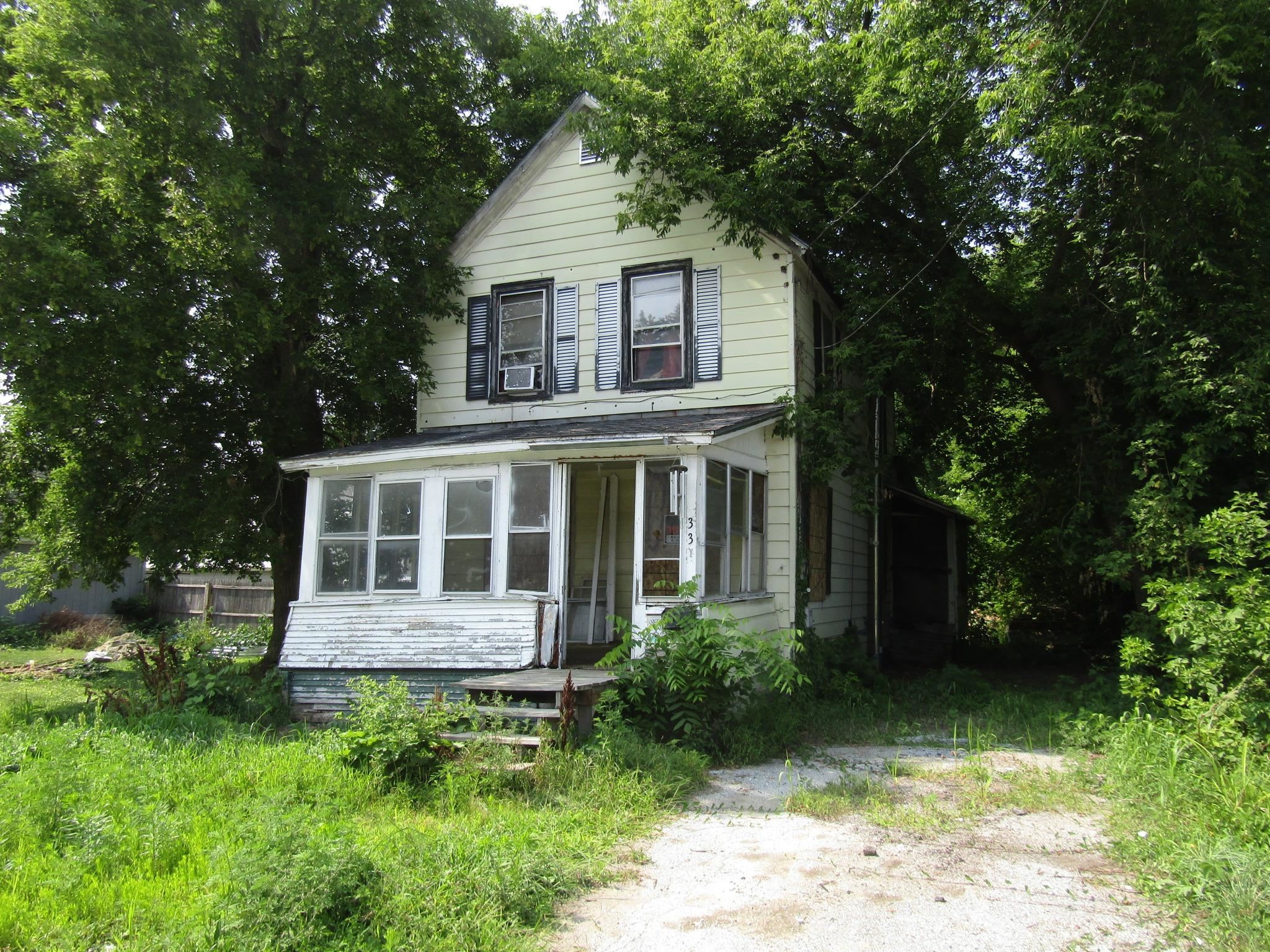 33 4th Street Swanton, VT 05488 - Photo 3 of 4