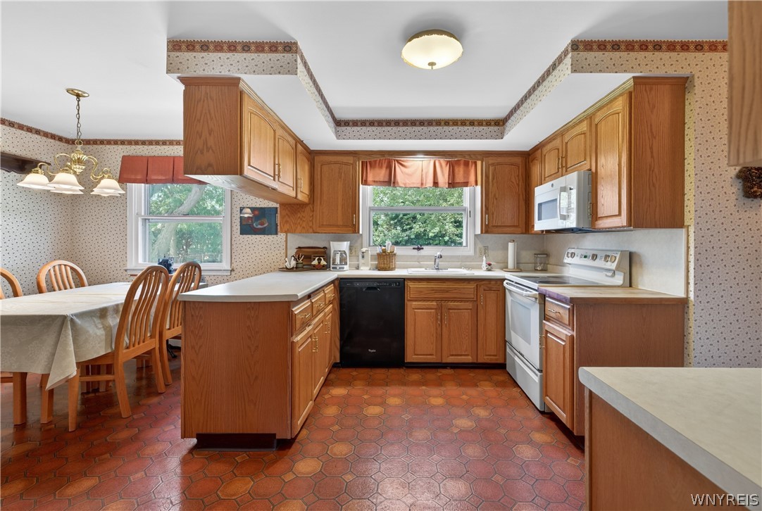 78 North Brier Road Amherst, NY 14228 - Photo 14 of 45