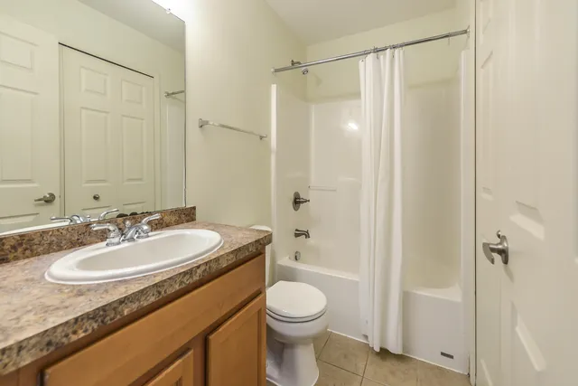 $2,500 | 120 West Oakbrook Drive, Ann Arbor, MI 48103