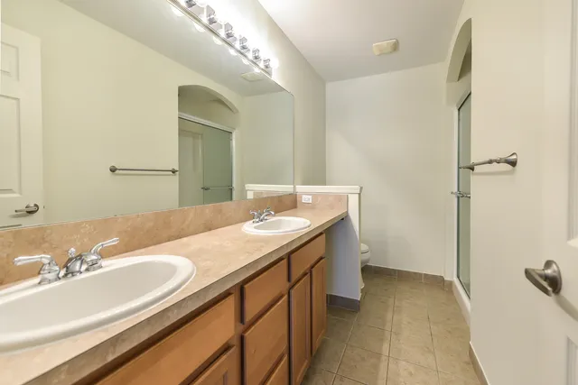 $2,500 | 120 West Oakbrook Drive, Ann Arbor, MI 48103