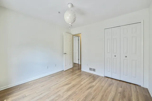 $2,500 | 120 West Oakbrook Drive, Ann Arbor, MI 48103