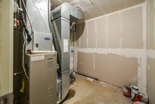 $2,500 | 120 West Oakbrook Drive, Ann Arbor, MI 48103