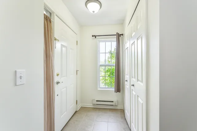 $2,500 | 120 West Oakbrook Drive, Ann Arbor, MI 48103